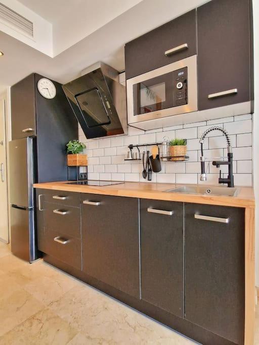 Apartamento Acogedor Piso Con Terraza Y Parking! *